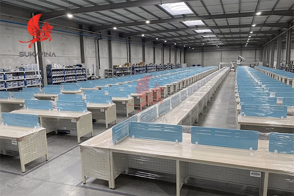 Gia công bàn làm việc văn phòng số lượng lớn